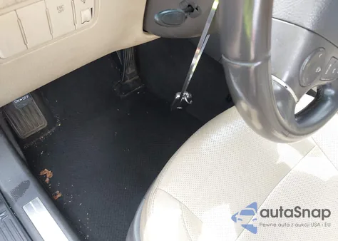 2013 Hyundai Genesis 3.8 из США, поврежденный, VIN KMHGC4DD2DU246357